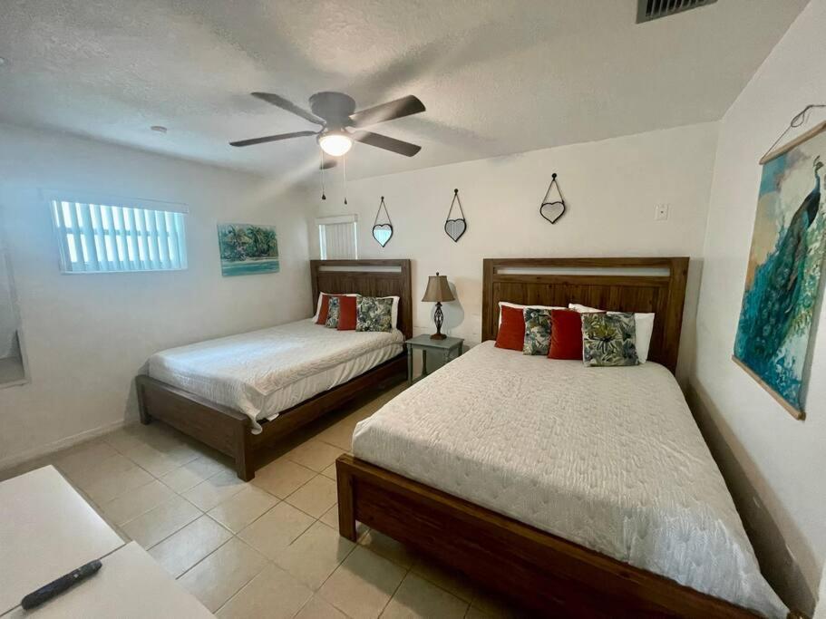 Lakefront Duplex With Pontoon Boat 2 Bedroom Home Mount Dora Kültér fotó